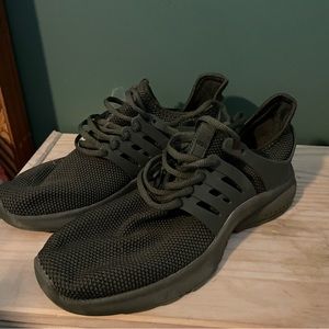 Fabletics Army Green Jogging Shoes, Brand New Never Worn